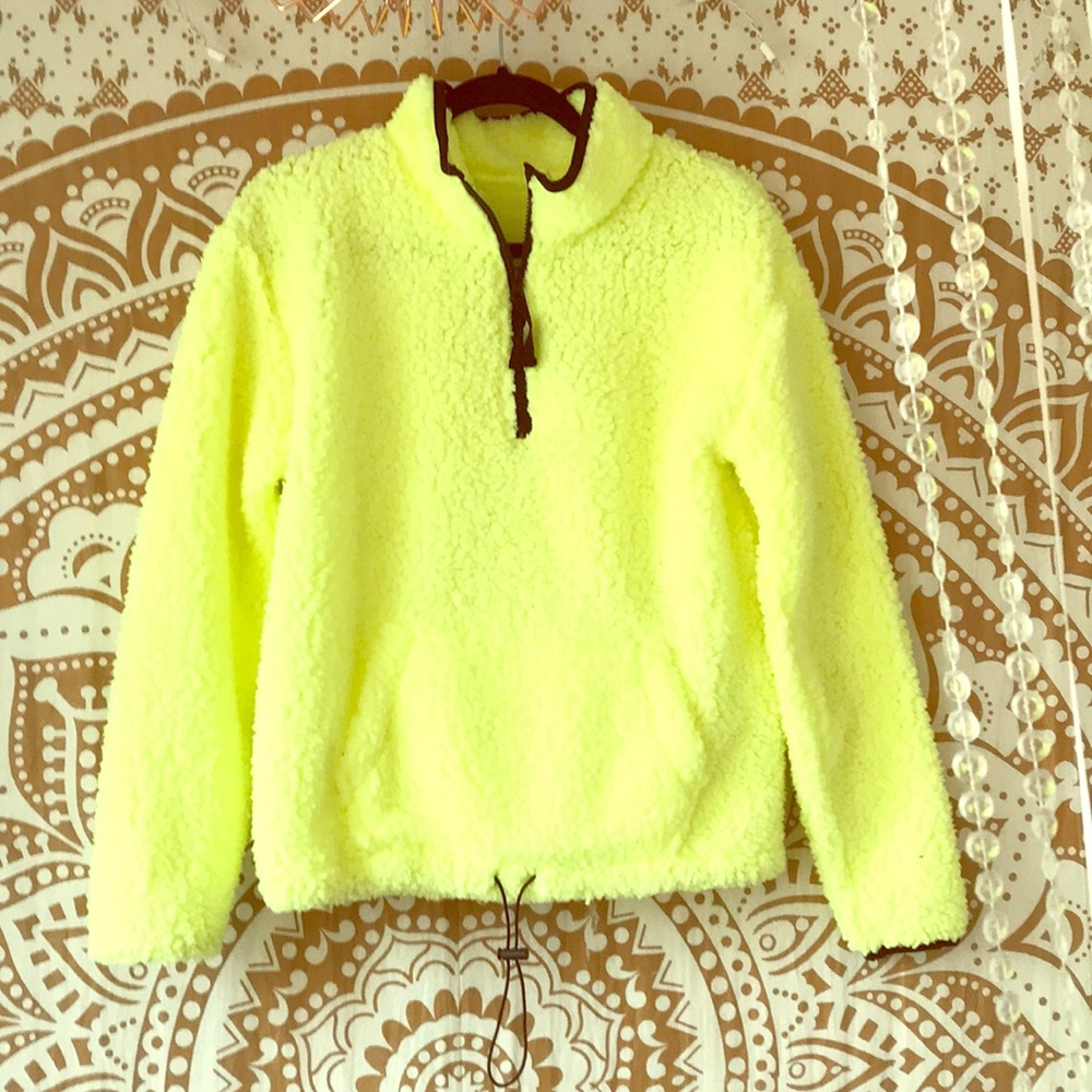 Quarter zip - Picture 1 of 2